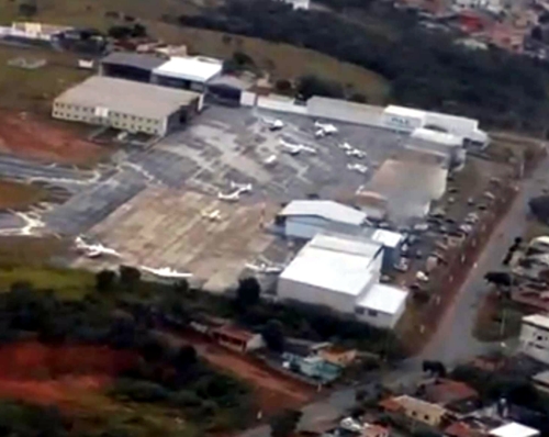 MARACUTAIAS NO AEROPORTO DE DIVINÓPOLIS: denúncia fala sobre irregularidades no aeroporto Brigadeiro Cabral comprometendo desenvolvimento econômico aeroporto divinopolis - vista aerea